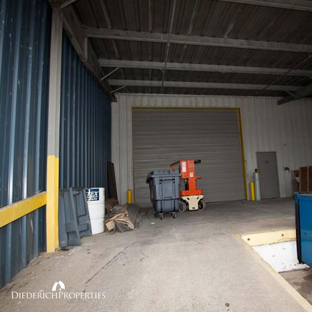 Diederich Properties Loading Dock Large Storage Unit in Marion Illinois